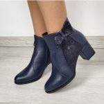 Botine bleumarin din piele cu toc mic SV408