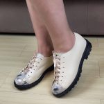 pantofi bej unt dama din piele cu talpa joasa si siret SV336 - imagine 2