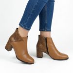 botine maro din piele cu toc mic SV423