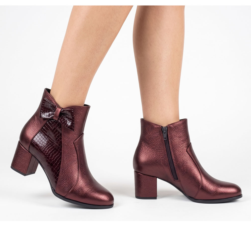 botine-visinii--din-piele-naturala-cu-toc-mic-si-fundita-mirabela3- botine visinii din piele cu toc mic SV426 - imagine 1